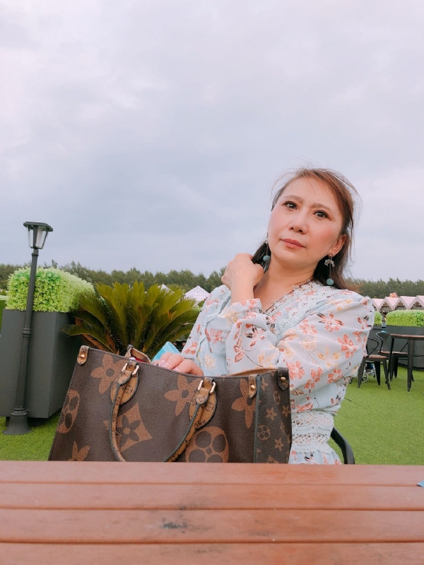 鸿运来的第一张照片--安阳相亲服务中心