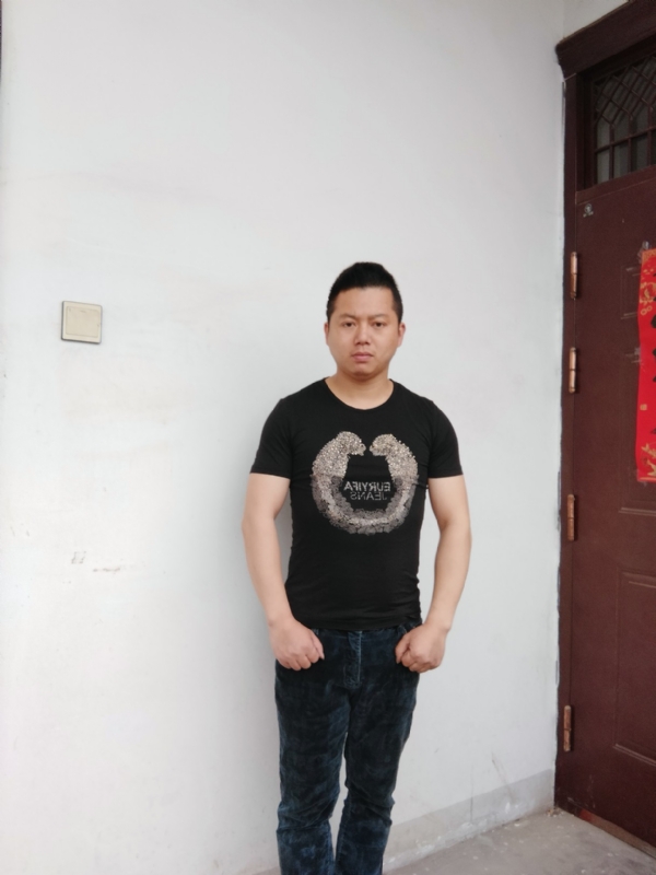 萧萧的第一张照片--安阳相亲服务中心