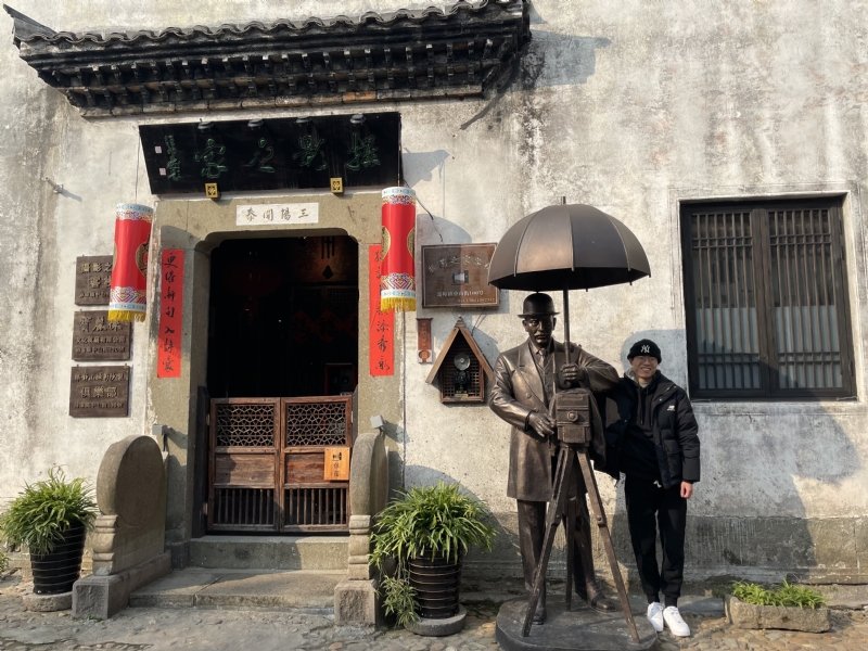 喝可乐的猫的第一张照片--安阳相亲服务中心