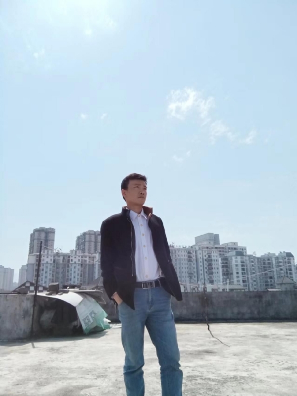 蓝色心情的第一张照片--安阳相亲服务中心