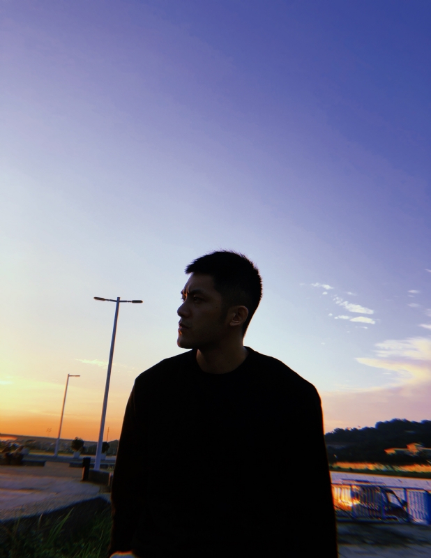 只抽半根煙的第二张照片--安阳相亲服务中心