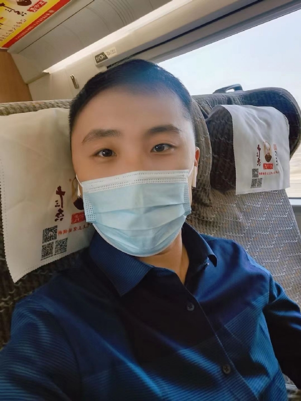 孤独的小屁猪的第二张照片--安阳相亲服务中心