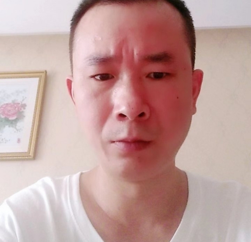 自由飞翔的第一张照片--安阳相亲服务中心