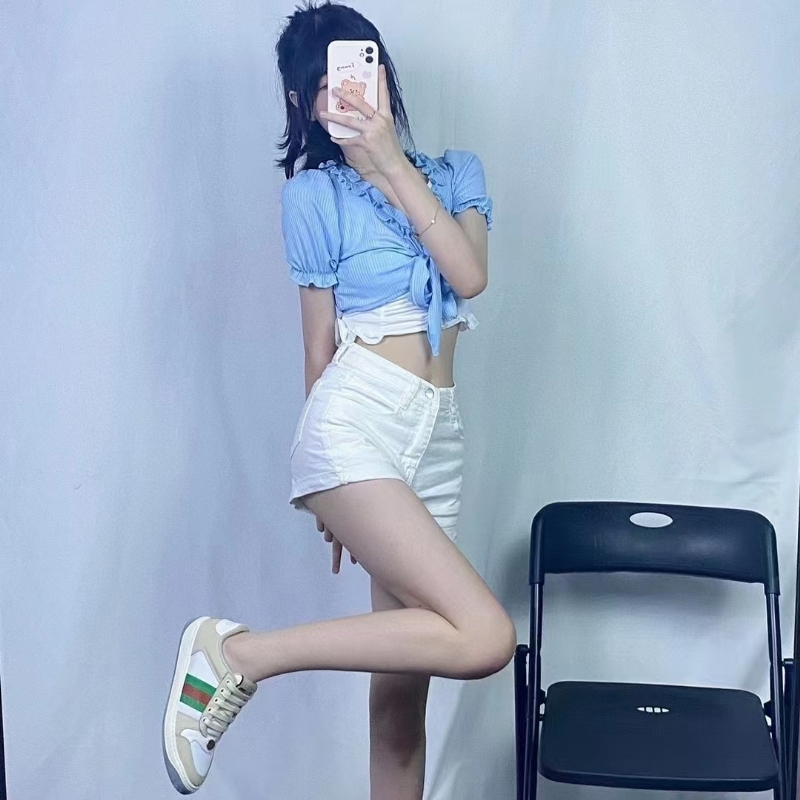 宝宝的第一张照片--安阳相亲服务中心