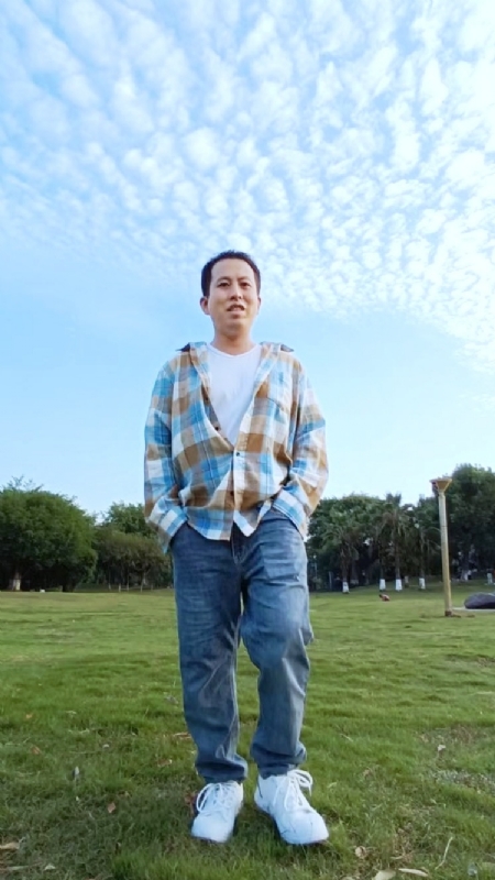 曹先生的第一张照片--安阳相亲服务中心