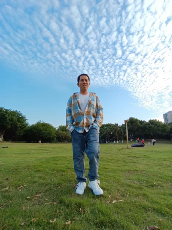 曹先生的第三张照片--安阳相亲服务中心