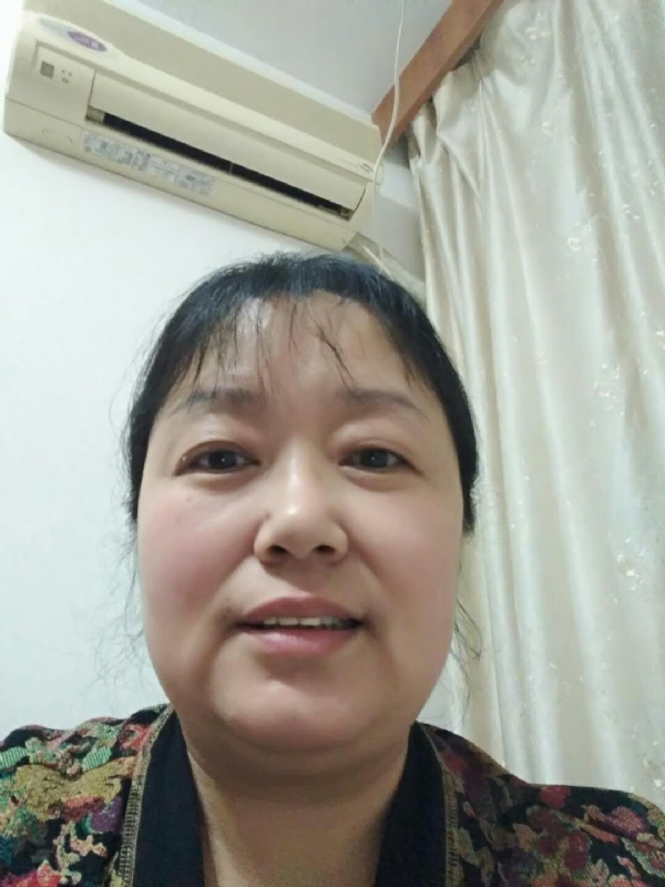 雨中漫步的第一张照片--安阳相亲服务中心