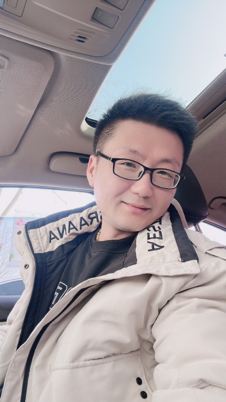 不离不弃的第二张照片--安阳相亲服务中心