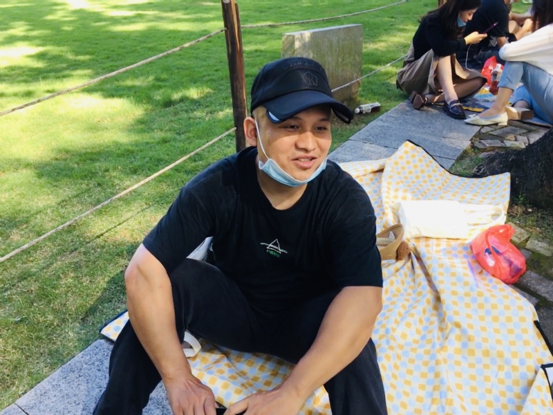 好大一颗石头的第一张照片--安阳相亲服务中心