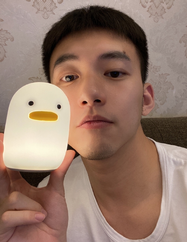 绝世大冤种的第三张照片--安阳相亲服务中心