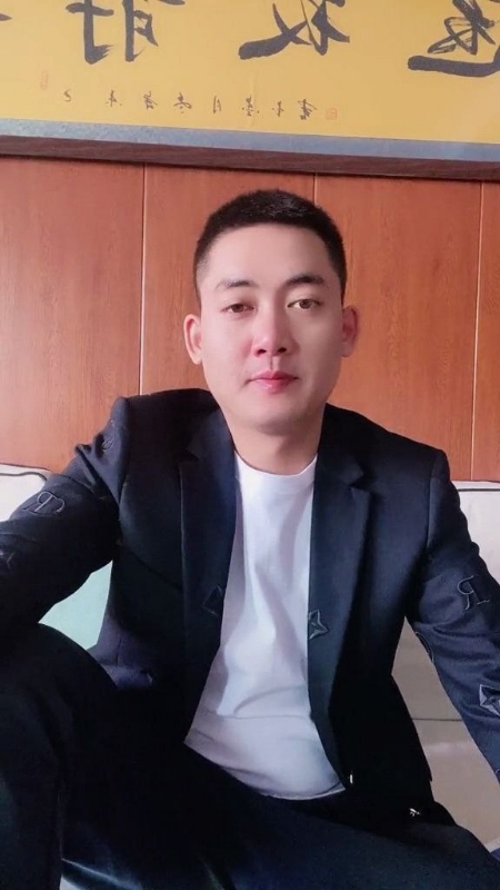 李泽胜的第一张照片--安阳相亲服务中心