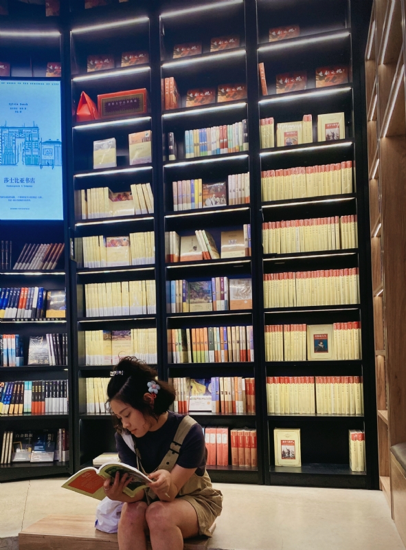 佳妹的第一张照片--安阳相亲服务中心