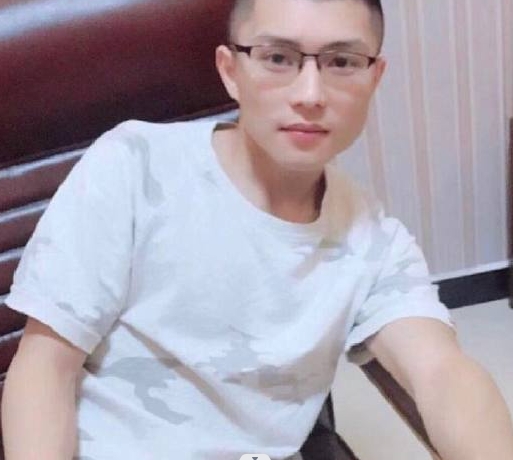 辉辉辉的第一张照片--安阳相亲服务中心