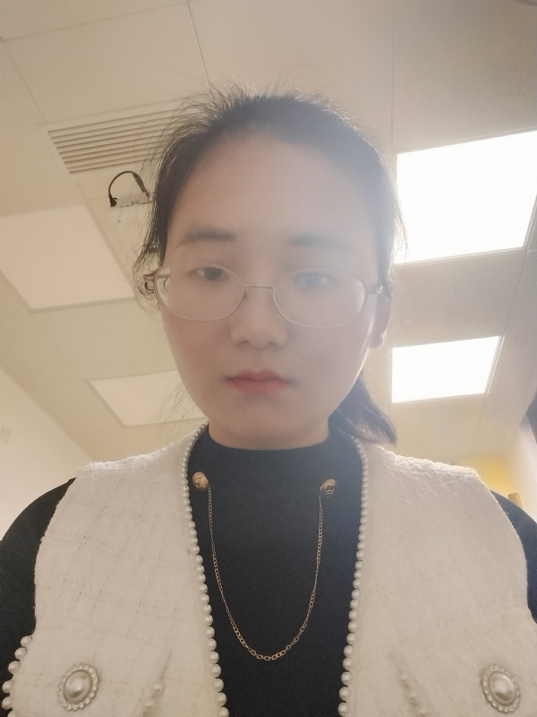 闲敲棋子的第一张照片--安阳相亲服务中心