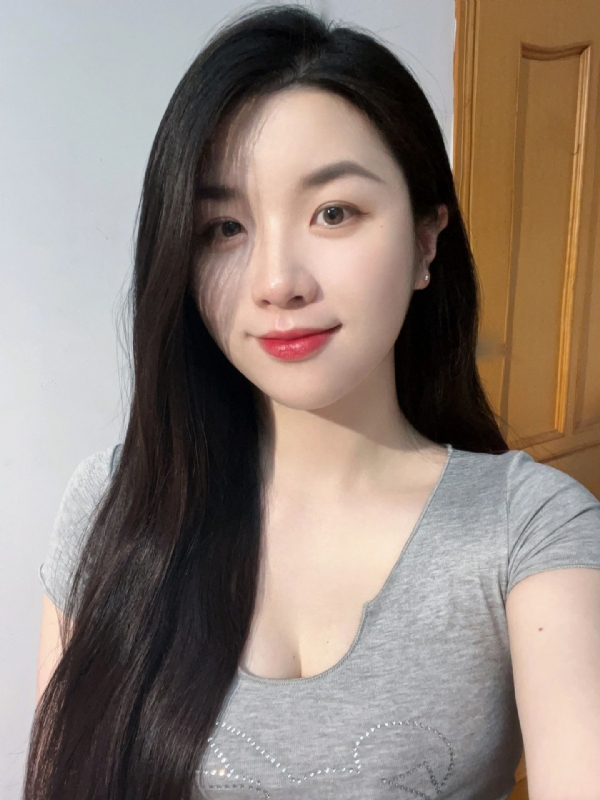 乔乔在寻爱的第二张照片--安阳相亲服务中心