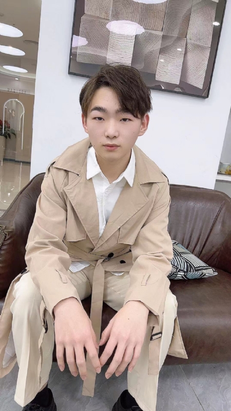 啊哲的第一张照片--安阳相亲服务中心