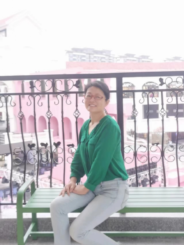 丽华的第三张照片--安阳相亲服务中心