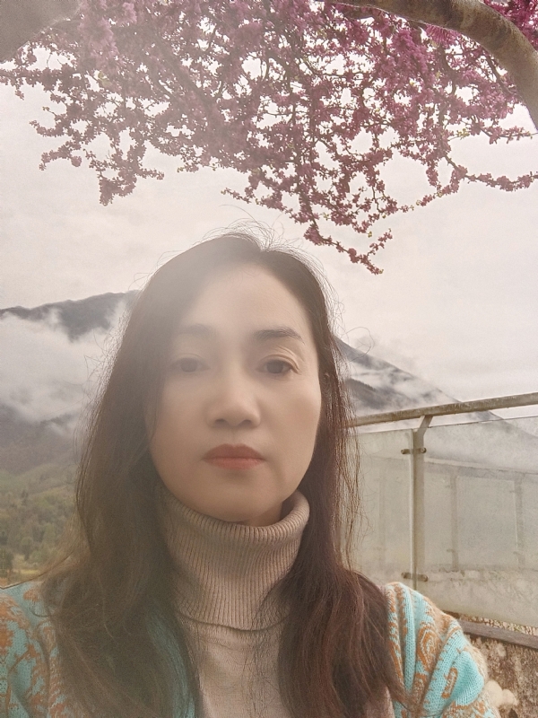 悠然磬歆的第一张照片--安阳相亲服务中心