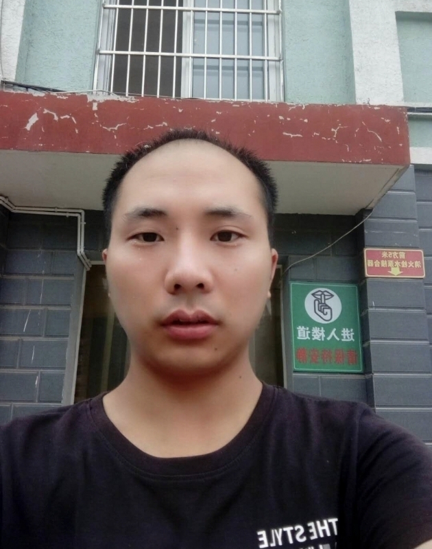 亮亮的第一张照片--安阳相亲服务中心