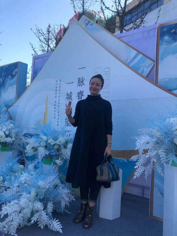 英子的第一张照片--安阳相亲服务中心