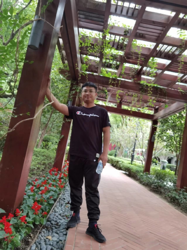 会飞的鱼的第四张照片--安阳相亲服务中心