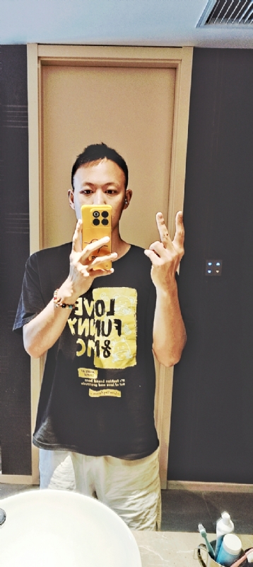 涵涵在的第一张照片--安阳相亲服务中心