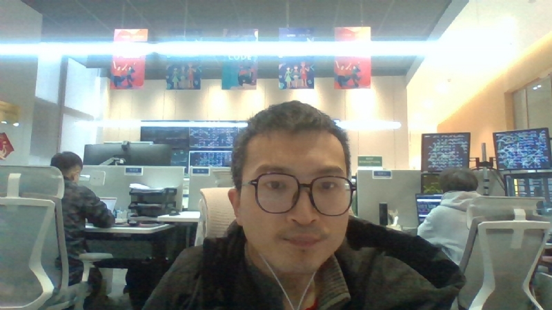 飞翔的蜻蜓的第一张照片--安阳相亲服务中心