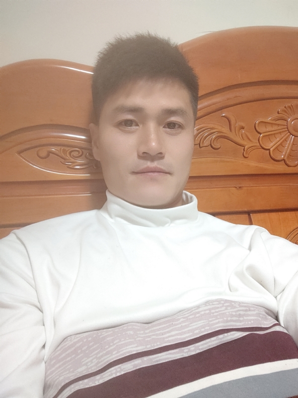 网球罗的第四张照片--安阳相亲服务中心