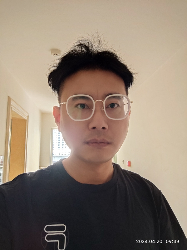 信带小李的第一张照片--安阳相亲服务中心