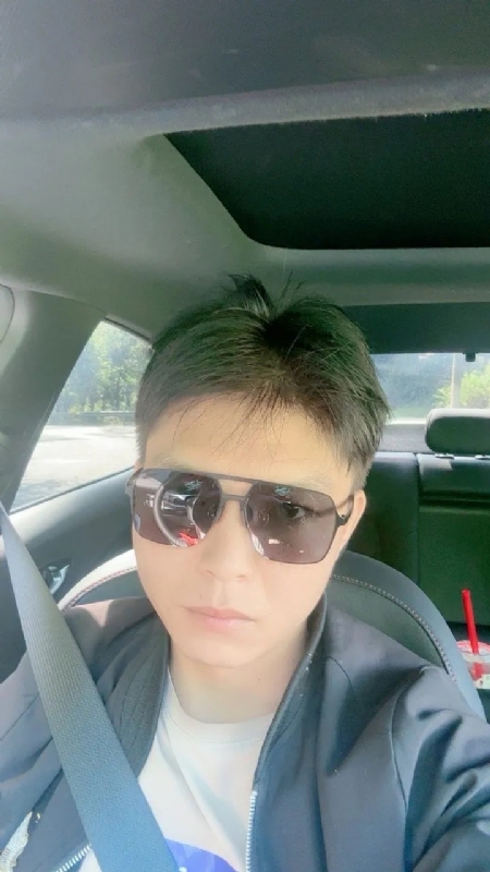 怀念的第一张照片--安阳相亲服务中心