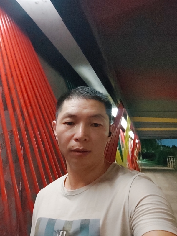 夜猫的第一张照片--安阳相亲服务中心