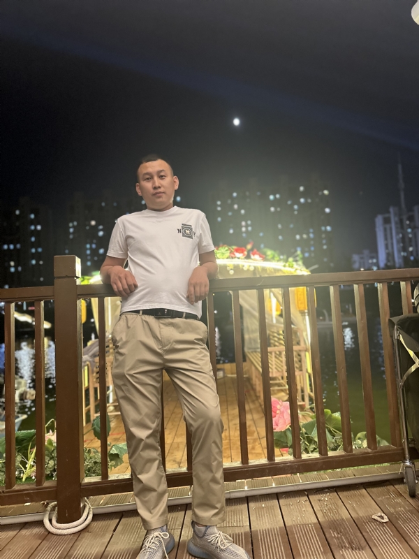 大超的第一张照片--安阳相亲服务中心