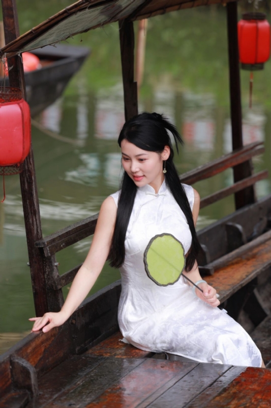 小慧的第二张照片--安阳相亲服务中心