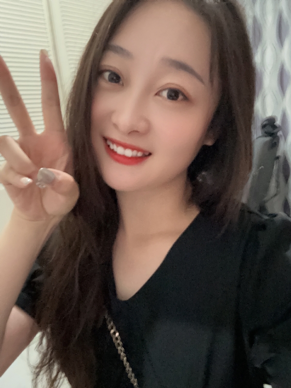 草莓的第一张照片--安阳相亲服务中心