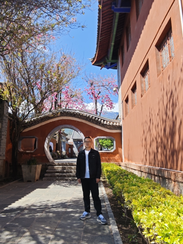 简单的第一张照片--安阳相亲服务中心