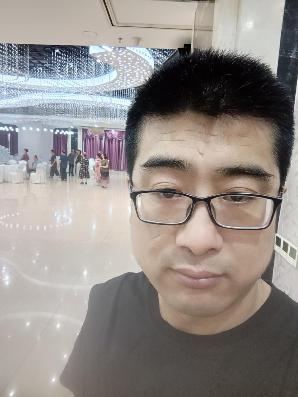 晴天的第三张照片--安阳相亲服务中心