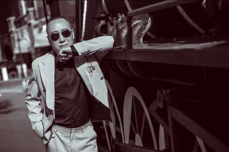 孤独燃烧的第一张照片--安阳相亲服务中心