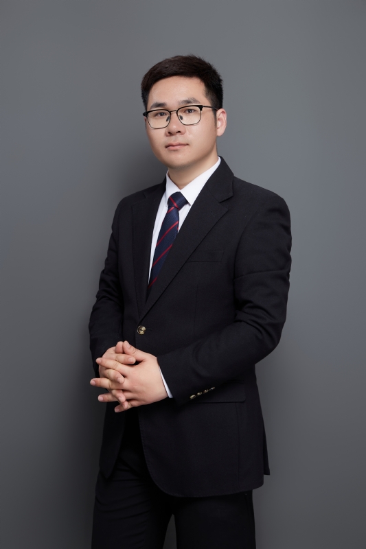 认真的第一张照片--安阳相亲服务中心