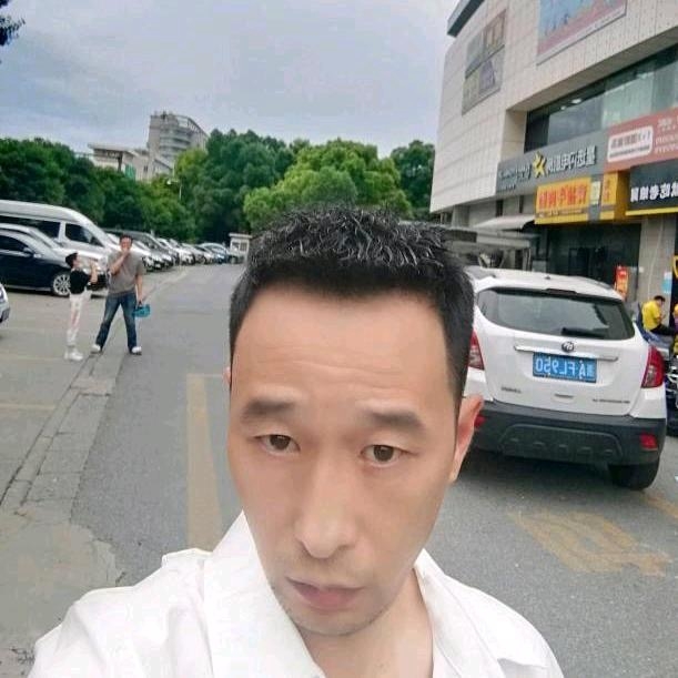 小林的第三张照片--安阳相亲服务中心