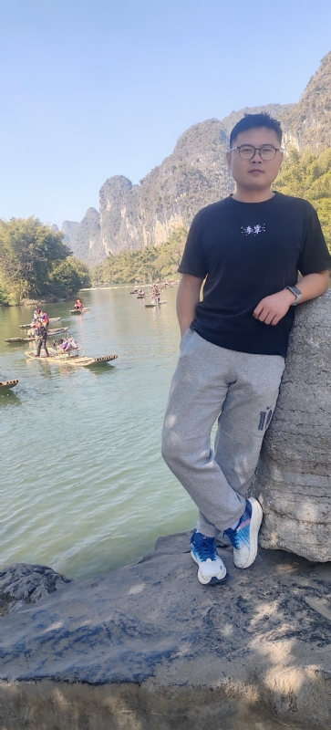 受过伤的狼的第二张照片--安阳相亲服务中心