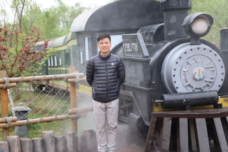 晴天的第二张照片--安阳相亲服务中心