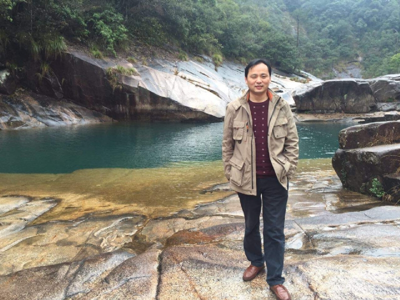 龙行天下的第一张照片--安阳相亲服务中心