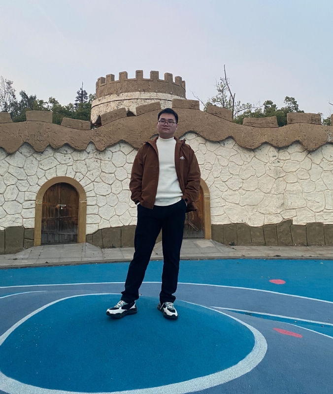 秦长风的第一张照片--安阳相亲服务中心