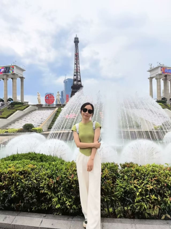 秋风落叶的第一张照片--安阳相亲服务中心