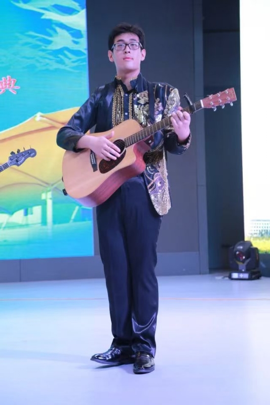 一叶知秋ZG的第一张照片--安阳相亲服务中心