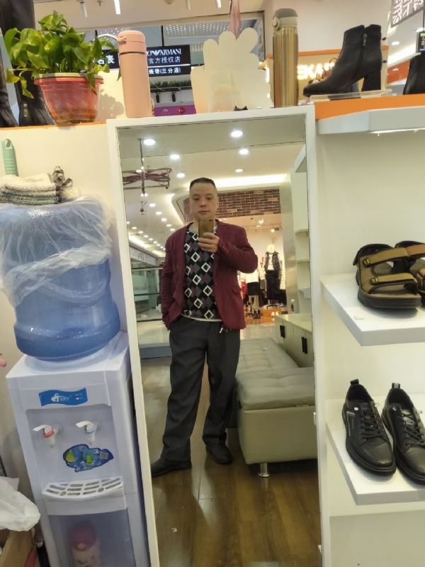 真诚征婚的第四张照片--安阳相亲服务中心