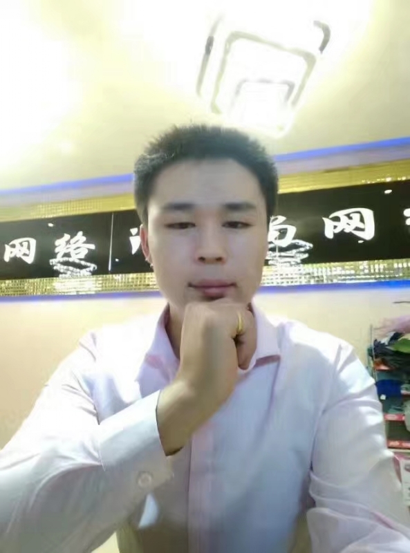 沉默寡言的第一张照片--安阳相亲服务中心