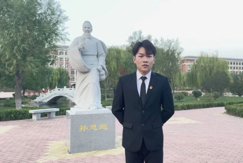 尚明月的第一张照片--安阳相亲服务中心