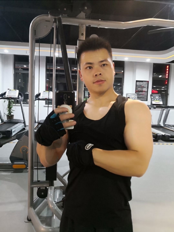 范迪塞尔的第二张照片--安阳相亲服务中心