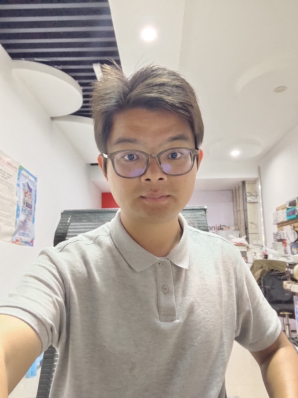 华兴通讯的第一张照片--安阳相亲服务中心